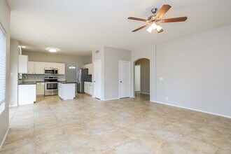 20 N Nielson Ln in Gilbert, AZ - Foto de edificio - Building Photo