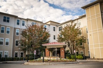 Gables at Druid Hills II Senior Apartments in Charlotte, NC - Foto de edificio - Building Photo