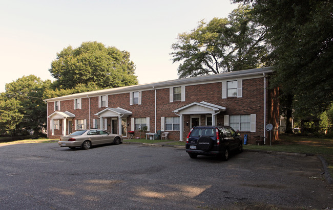 326 S Columbia St in Gastonia, NC - Building Photo - Building Photo