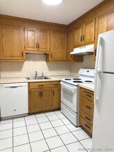 25 Old Turnpike Rd, Unit Building 15 5 in Southington, CT - Building Photo - Building Photo