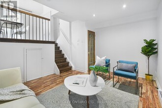 1666 Queen St E in Toronto, ON - Building Photo - Building Photo