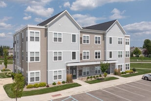 Elmwood Lake Apartments in Hudsonville, MI - Building Photo