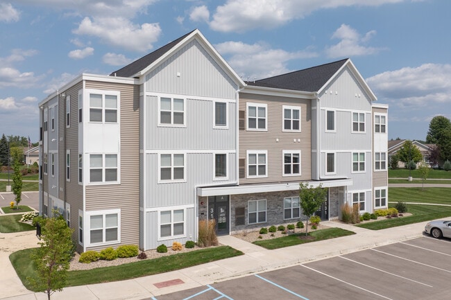 Elmwood Lake Apartments