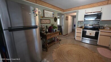 17 Vermont Ave in Rockledge, FL - Building Photo - Building Photo