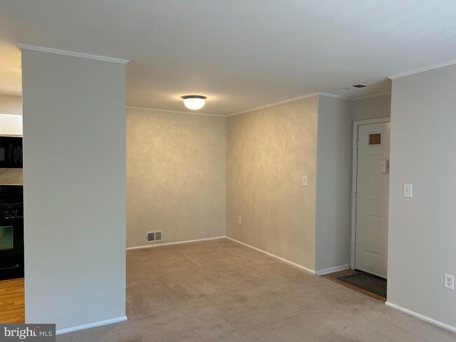 35 Coral Tree Ct in Trenton, NJ - Building Photo - Building Photo