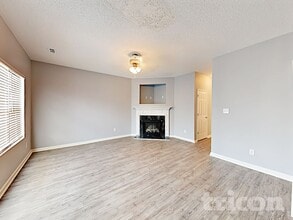 5484 Sierra Tr in College Park, GA - Building Photo - Building Photo