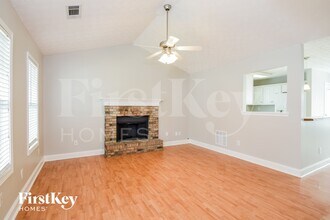 12 Triangle Ln in Adairsville, GA - Foto de edificio - Building Photo