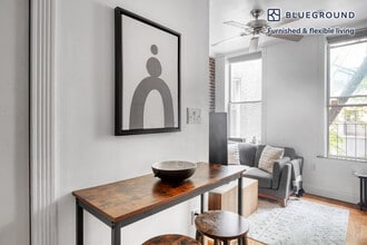 221 Mott St in New York, NY - Building Photo - Building Photo