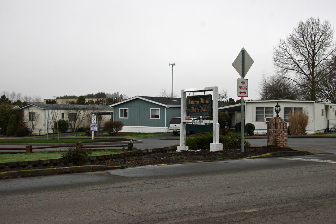 Bavarian Village Mobile Park in Mt Angel, OR - Building Photo