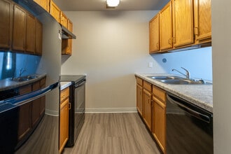 Pearl Place Apartments in Belvidere, IL - Building Photo - Interior Photo