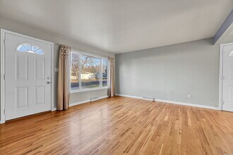 6941 S Ash Cir in Centennial, CO - Building Photo - Building Photo