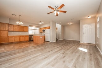 9476 Plover Falls Ave in Las Vegas, NV - Building Photo - Building Photo