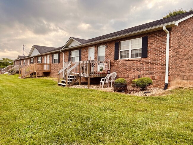 123 Lee Dr in Gray, TN - Building Photo - Building Photo