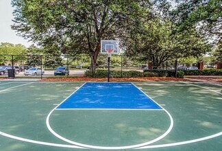 785 Oakleaf Plantation Pkwy in Orange Park, FL - Building Photo - Building Photo