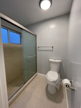 7237 Amigo Ave in Reseda, CA - Building Photo - Building Photo
