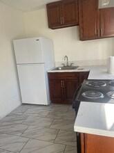 293 N Hill Ave, Unit 3 in Pasadena, CA - Building Photo - Building Photo