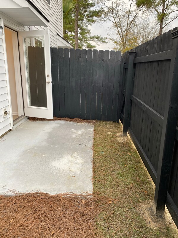 property at 4633 Forest Hills Dr