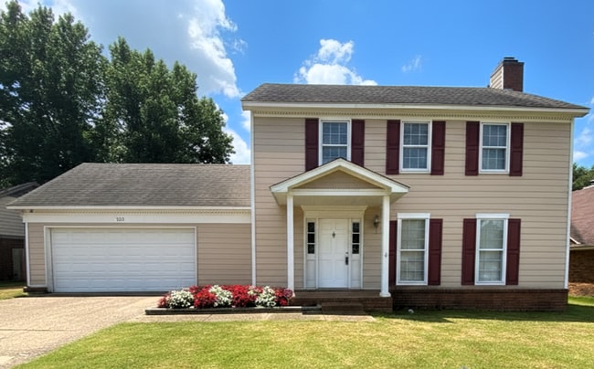 property at 5011 Pheasant Run Ln