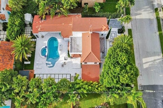 614 Poinciana Dr in Fort Lauderdale, FL - Building Photo - Building Photo