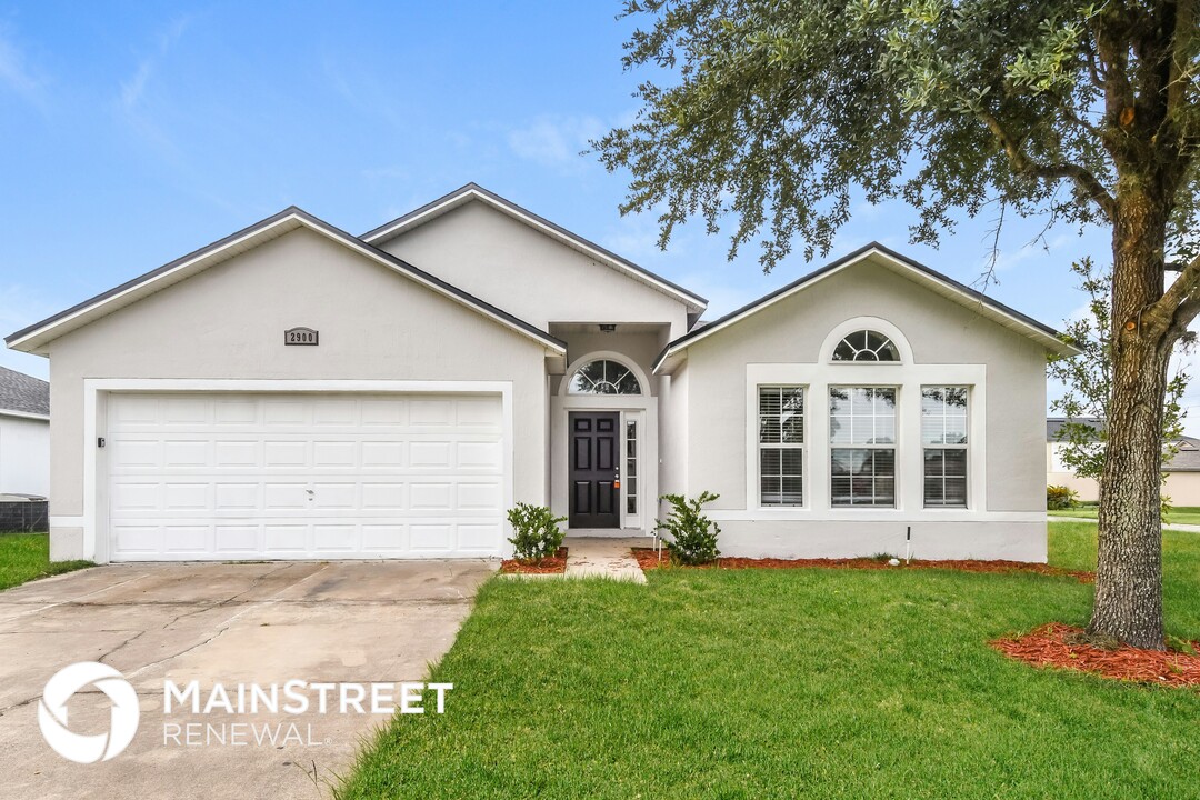 2900 Stonegate Ln in Middleburg, FL - Building Photo