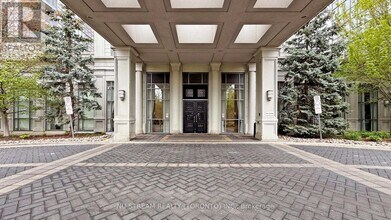 25 Greenview Ave in Toronto, ON - Building Photo - Building Photo