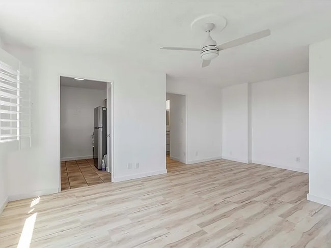 130 S 1300 E in Salt Lake City, UT - Building Photo - Building Photo