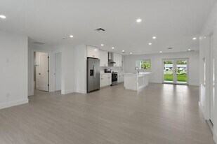 13177 47th Ct N in West Palm Beach, FL - Building Photo