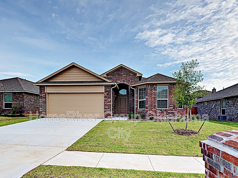 11321 NW 95th St in Yukon, OK - Building Photo