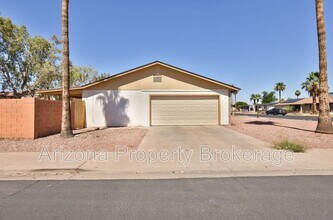 3009 E Caballero St in Mesa, AZ - Building Photo - Building Photo