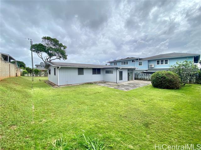 property at 2208 Komo Mai Dr