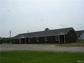 401-419 Exchange Ln in Sharpsburg, NC - Building Photo - Building Photo