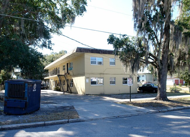 2014 W Central Blvd in Orlando, FL - Foto de edificio - Building Photo