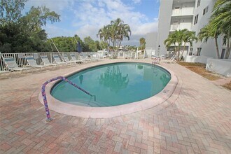 2860 NE 14th St, Unit 103D in Pompano Beach, FL - Building Photo - Building Photo