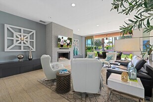 47432 Medina Dr W in Palm Desert, CA - Building Photo