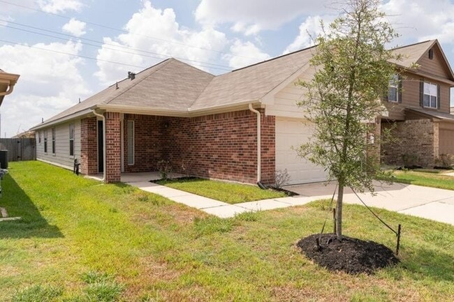 property at 5611 Amelia Plantation Dr