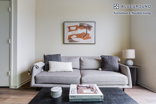 3001 Esperanza Crossing in Austin, TX - Foto de edificio - Building Photo