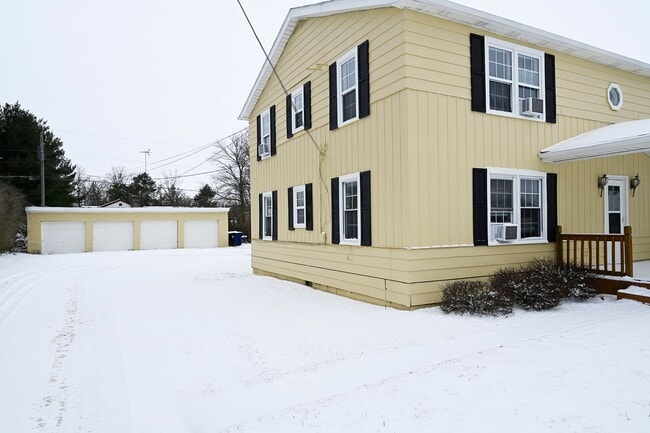 3325 OH-39 in Shelby, OH - Building Photo - Building Photo