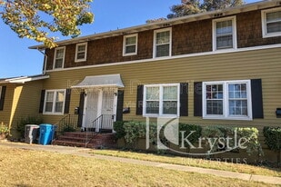 7 Rodgers St in Vallejo, CA - Building Photo