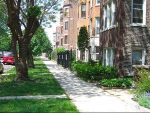 2310 W Huron St in Chicago, IL - Building Photo