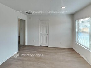 22303 Stoney Ravine Dr in Roman Forest, TX - Foto de edificio - Building Photo