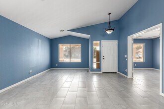 3888 E Bancroft Ct in Gilbert, AZ - Building Photo - Building Photo