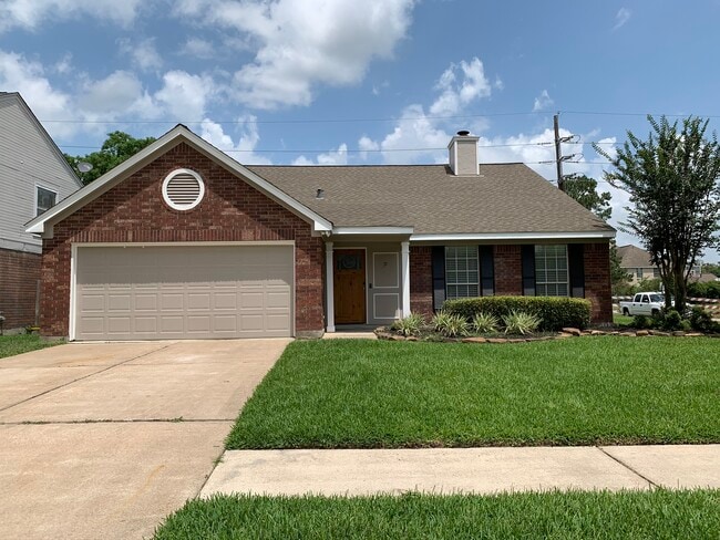 8802 Sunny Point Dr in Spring, TX - Building Photo - Building Photo