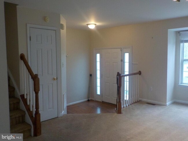 property at 703 Kings Crest Dr