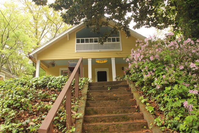 property at 547 Atlanta Ave SE