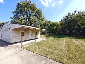 4400 Faraday Ct in Dayton, OH - Building Photo - Building Photo