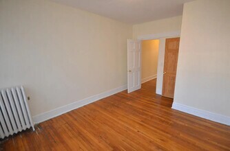 239 Kelton St, Unit #4 in Boston, MA - Building Photo - Building Photo