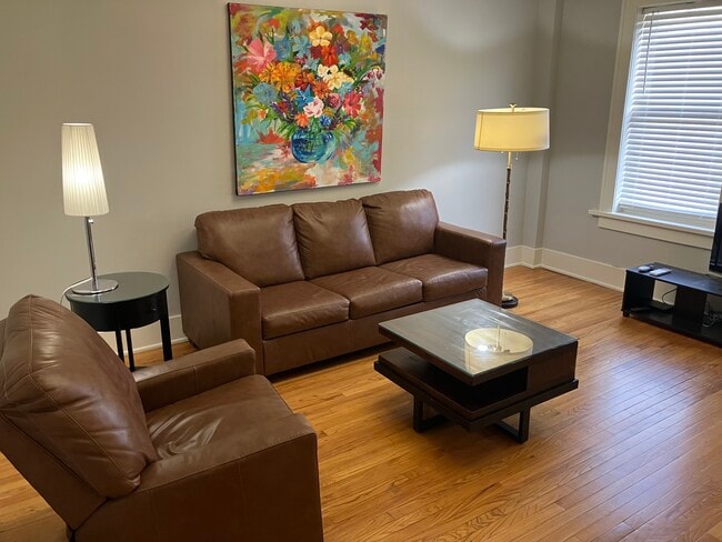 17 W 1st St, Unit 17-3