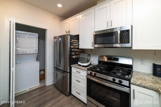 936 Vanderbergh Blvd in Monroe Township, NJ - Building Photo - Building Photo