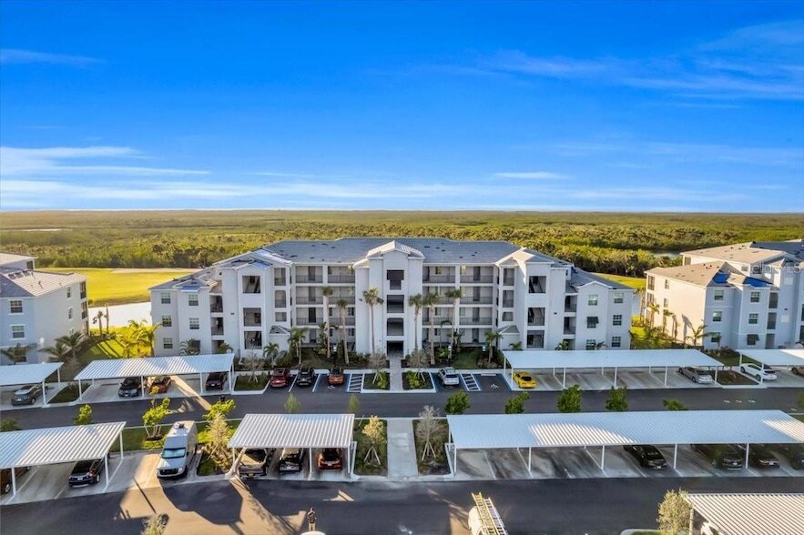 14051 Heritage Landing Blvd, Unit 512 in Punta Gorda, FL - Building Photo