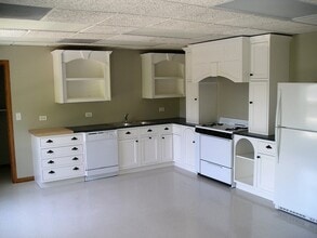 9100 Ogden Ave in Brookfield, IL - Building Photo - Building Photo